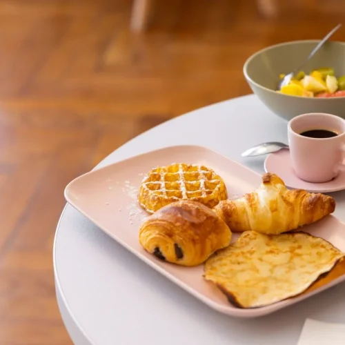 petit-dejeuner-hotel-aria-9-1.webp